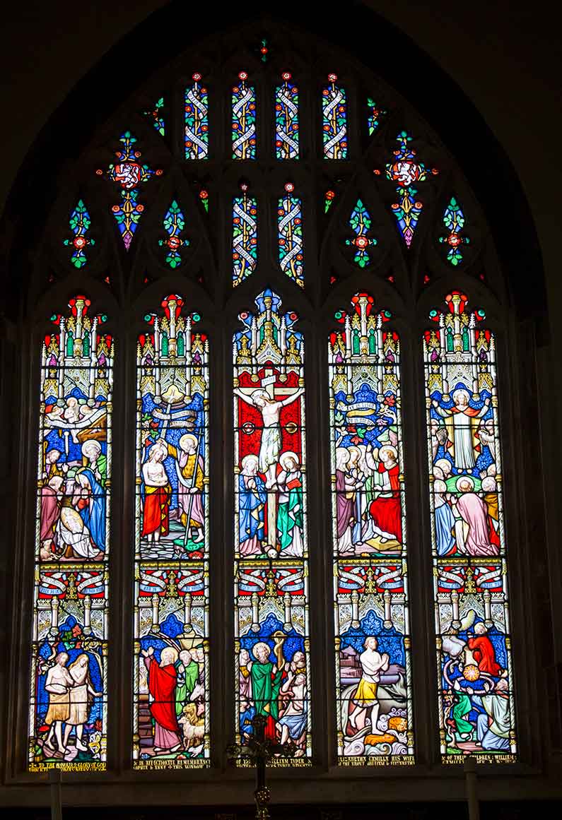 tenby-st-marys-church- delveintowales